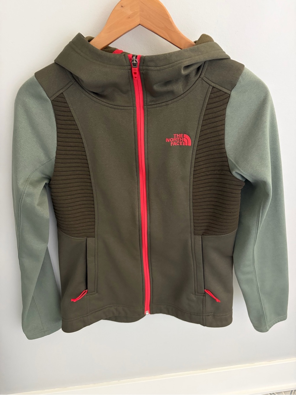 The North Face Petra performance  jacket, small